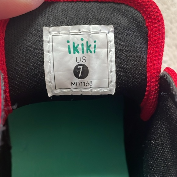 Ikiki ladybug shoes 7 toddler - Picture 8 of 10